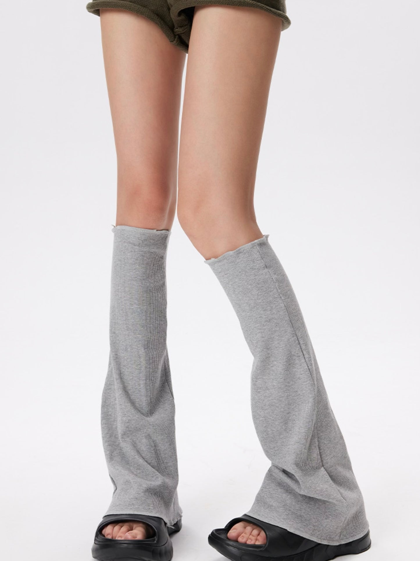 Solid-colored Flared Leg Warmer